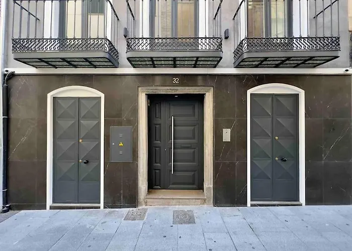 Apartamento Anaya, 3º Piso, A Estrenar En Pleno Centro De Granada